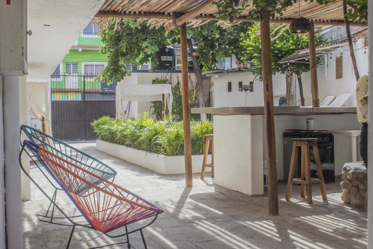 Hotel Casa Juanita ปูแอร์โตเอสกอนดิโด ภายนอก รูปภาพ