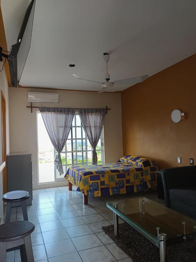 Hotel Casa Juanita ปูแอร์โตเอสกอนดิโด ภายนอก รูปภาพ