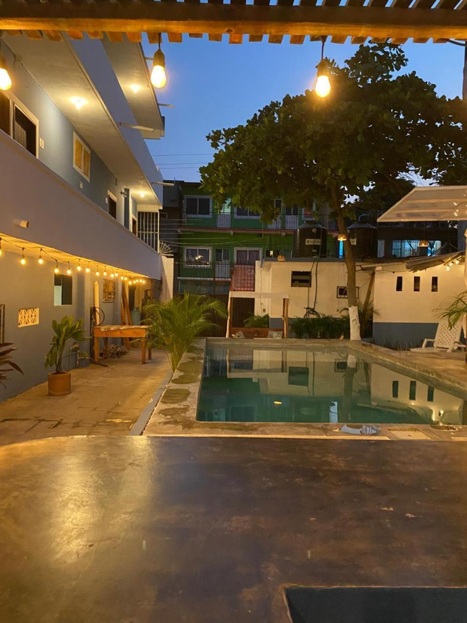 Hotel Casa Juanita ปูแอร์โตเอสกอนดิโด ภายนอก รูปภาพ